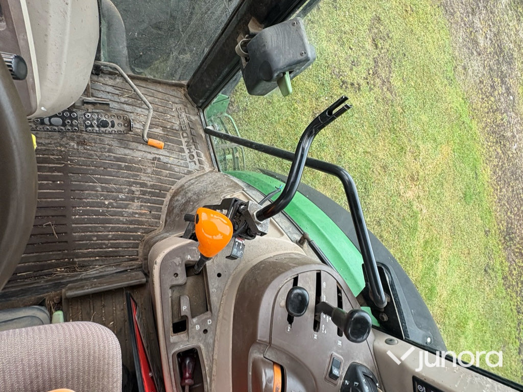 Трактор Traktor - John Deere 5820: снимка 13 Трактор Traktor - John Deere 5820: снимка 13