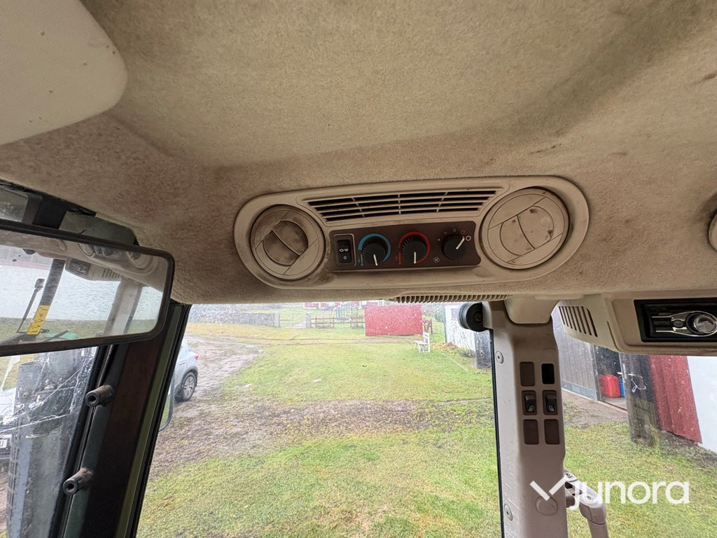 Трактор Traktor - John Deere 5820: снимка 15 Трактор Traktor - John Deere 5820: снимка 15