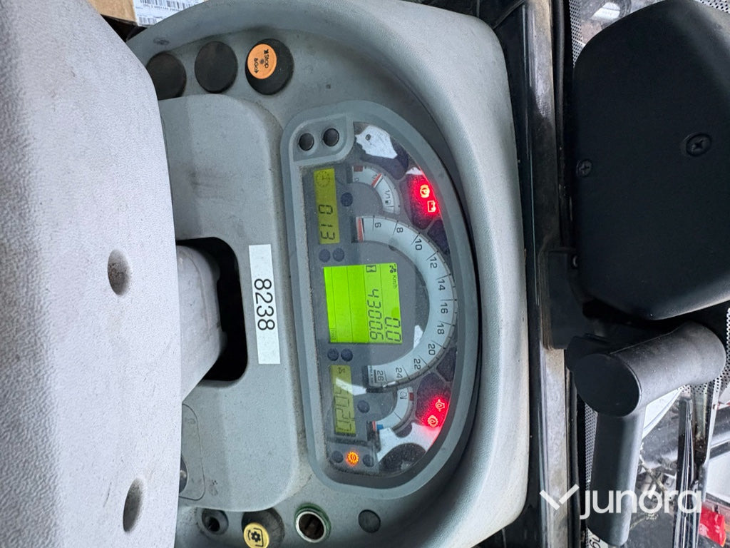 Трактор Traktor - Lamborghini 11S Spire 100.4: снимка 18