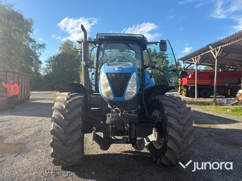 Traktor - New Holland T7040 - Трактор: снимка 2 Traktor - New Holland T7040 - Трактор: снимка 2