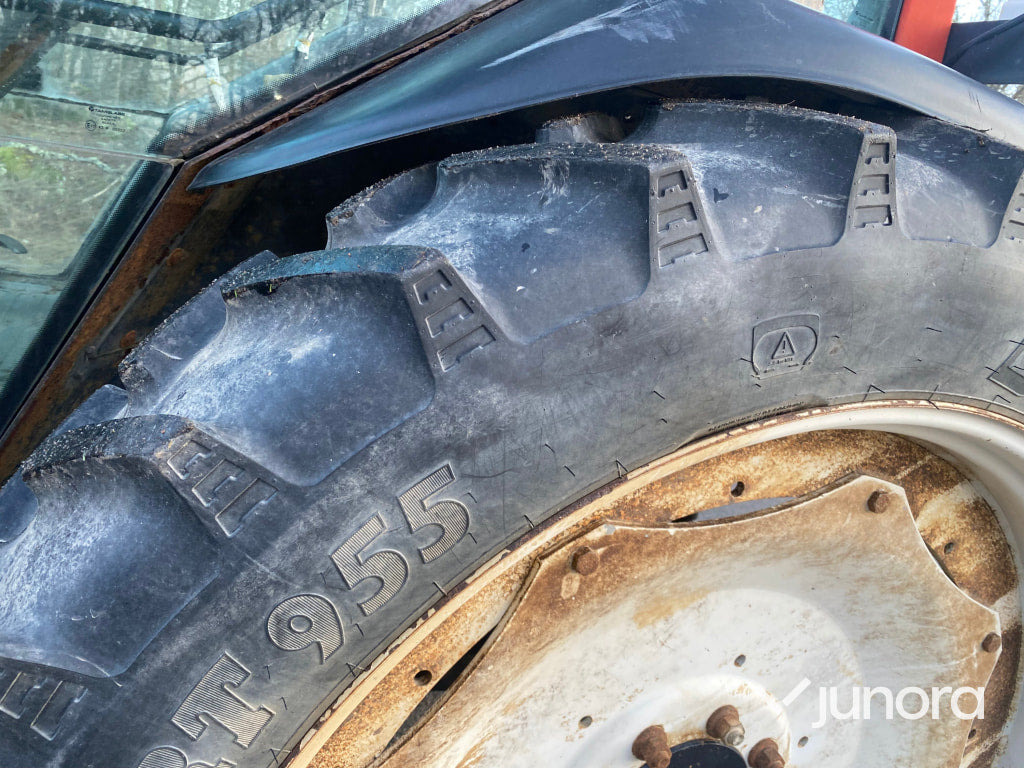 Трактор Traktor – Valtra Valmet 800 (2001): снимка 24