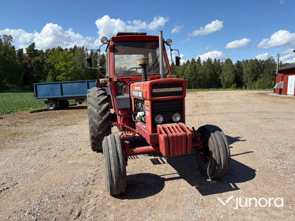 Traktor Volvo BM T 650 - Трактор: снимка 4 Traktor Volvo BM T 650 - Трактор: снимка 4