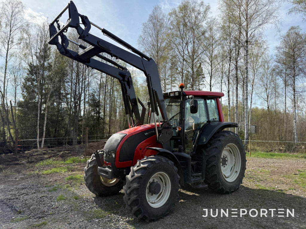 Valtra N101 - Трактор: снимка 1 Valtra N101 - Трактор: снимка 1