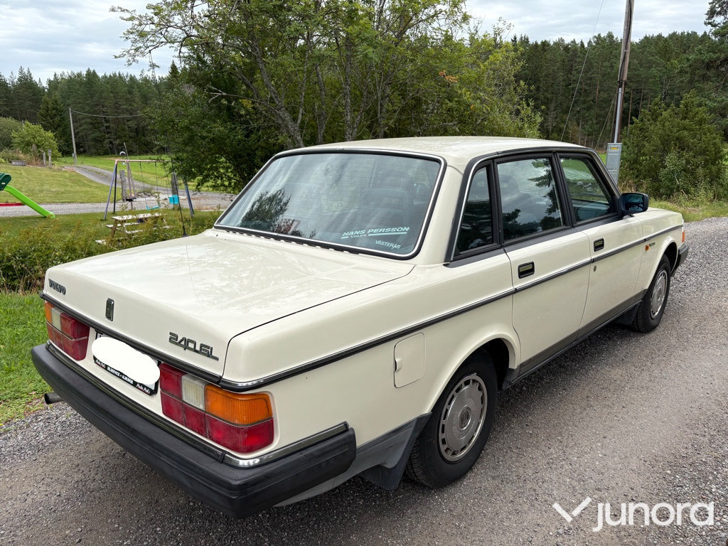 Volvo 240 GL– Veteranfordon - Лек автомобил: снимка 3 Volvo 240 GL– Veteranfordon - Лек автомобил: снимка 3