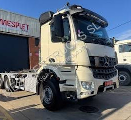 Mercedes Arocs 2548 L - Мултилифт с кука камион: снимка 2 Mercedes Arocs 2548 L - Мултилифт с кука камион: снимка 2