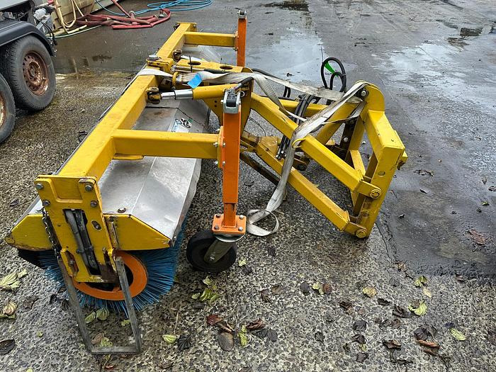 Aebi-Schmidt VKS 22-H - Четка: снимка 3 Aebi-Schmidt VKS 22-H - Четка: снимка 3