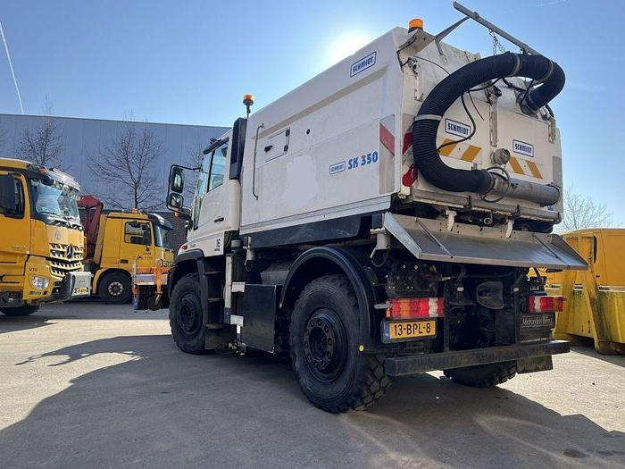 Mercedes-Benz Unimog U400 U400 4 x 2 / Schmidt SK350 sweeper - Мотометачна машина: снимка 3 Mercedes-Benz Unimog U400 U400 4 x 2 / Schmidt SK350 sweeper - Мотометачна машина: снимка 3