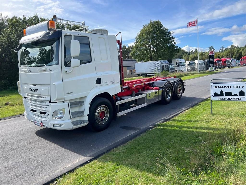 DAF CF 530 6x2*4 FAN - Мултилифт с кука камион: снимка 1 DAF CF 530 6x2*4 FAN - Мултилифт с кука камион: снимка 1