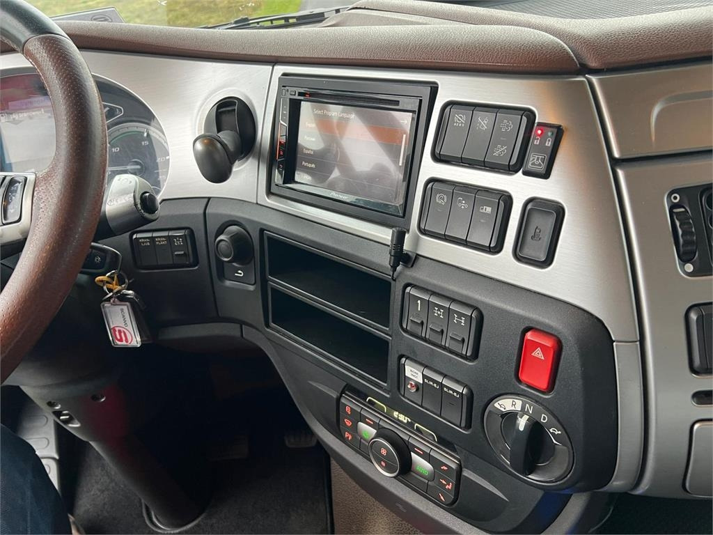 Камион за дърва DAF XF530 FAT 6x4: снимка 22