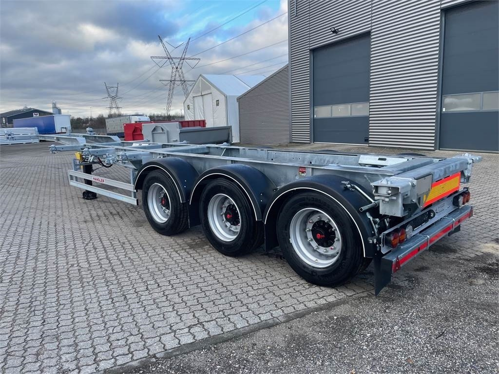 Hangler SDS 430 container chassis - multi låse - ADR - Контейнеровоз/ Сменна каросерия полуремарке: снимка 4 Hangler SDS 430 container chassis - multi låse - ADR - Контейнеровоз/ Сменна каросерия полуремарке: снимка 4