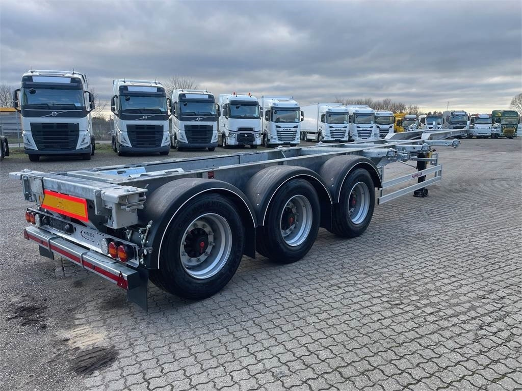 Hangler SDS 430 container chassis - multi låse - ADR - Контейнеровоз/ Сменна каросерия полуремарке: снимка 1 Hangler SDS 430 container chassis - multi låse - ADR - Контейнеровоз/ Сменна каросерия полуремарке: снимка 1