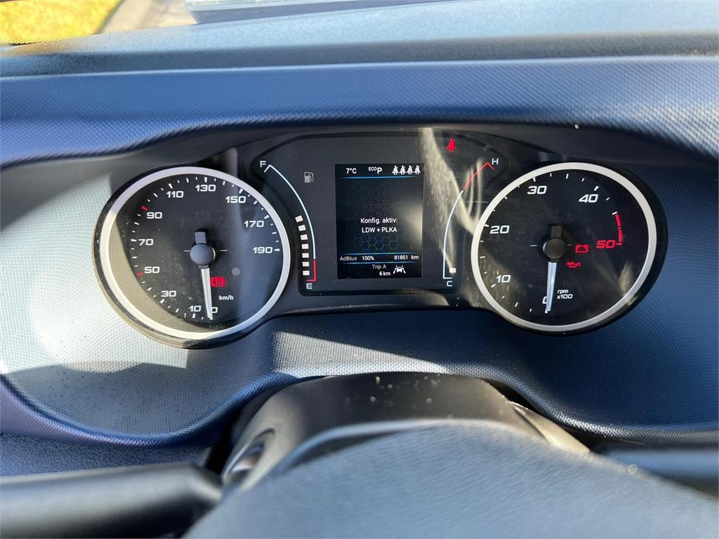 Камион фургон Iveco Daily 70C18 - dobbelt cab: снимка 21