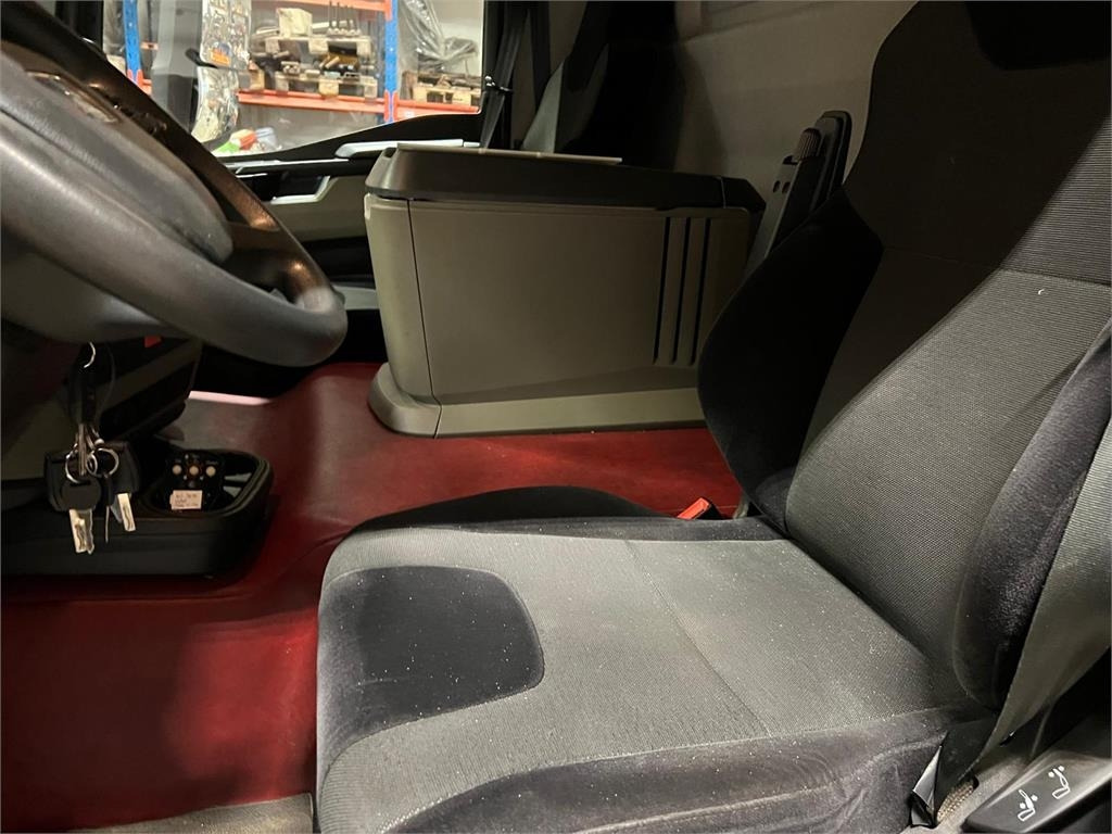 MAN TGL 12-220 BL - Камион с брезент: снимка 5 MAN TGL 12-220 BL - Камион с брезент: снимка 5