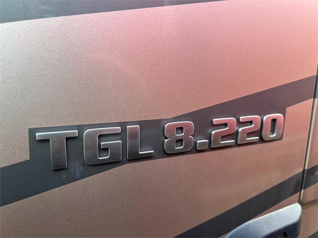 MAN TGL 8-220 4x2 BL incl. 2 stk veksellad - Контейнеровоз/ Сменна каросерия камион: снимка 1 MAN TGL 8-220 4x2 BL incl. 2 stk veksellad - Контейнеровоз/ Сменна каросерия камион: снимка 1