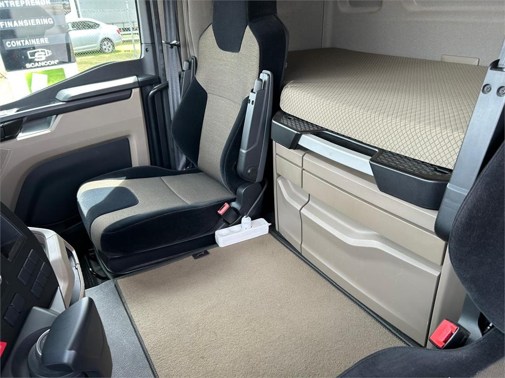 Камион фургон MAN TGL 8-220 4x2 BL incl. 2 stk veksellad: снимка 20 Камион фургон MAN TGL 8-220 4x2 BL incl. 2 stk veksellad: снимка 20