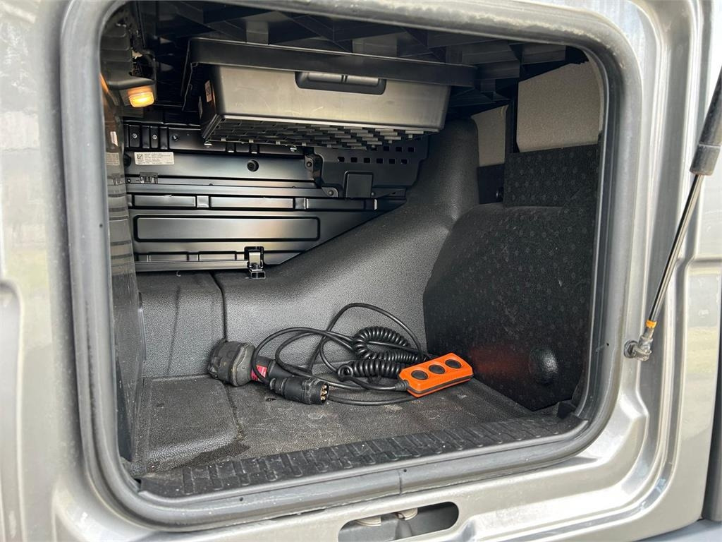 Камион фургон MAN TGL 8-220 4x2 BL incl. 2 stk veksellad: снимка 23 Камион фургон MAN TGL 8-220 4x2 BL incl. 2 stk veksellad: снимка 23