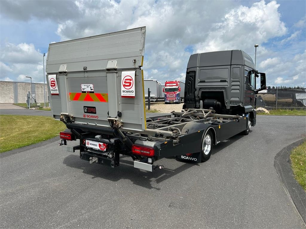 Камион фургон MAN TGL 8-220 4x2 BL incl. 2 stk veksellad: снимка 21 Камион фургон MAN TGL 8-220 4x2 BL incl. 2 stk veksellad: снимка 21