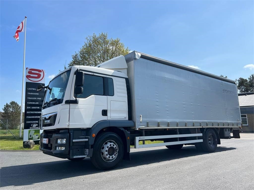 MAN TGM 18-340 BL - Камион с брезент: снимка 1 MAN TGM 18-340 BL - Камион с брезент: снимка 1