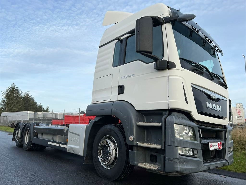 MAN TGS 26-440 6x2-4 LL - Контейнеровоз/ Сменна каросерия камион: снимка 1 MAN TGS 26-440 6x2-4 LL - Контейнеровоз/ Сменна каросерия камион: снимка 1