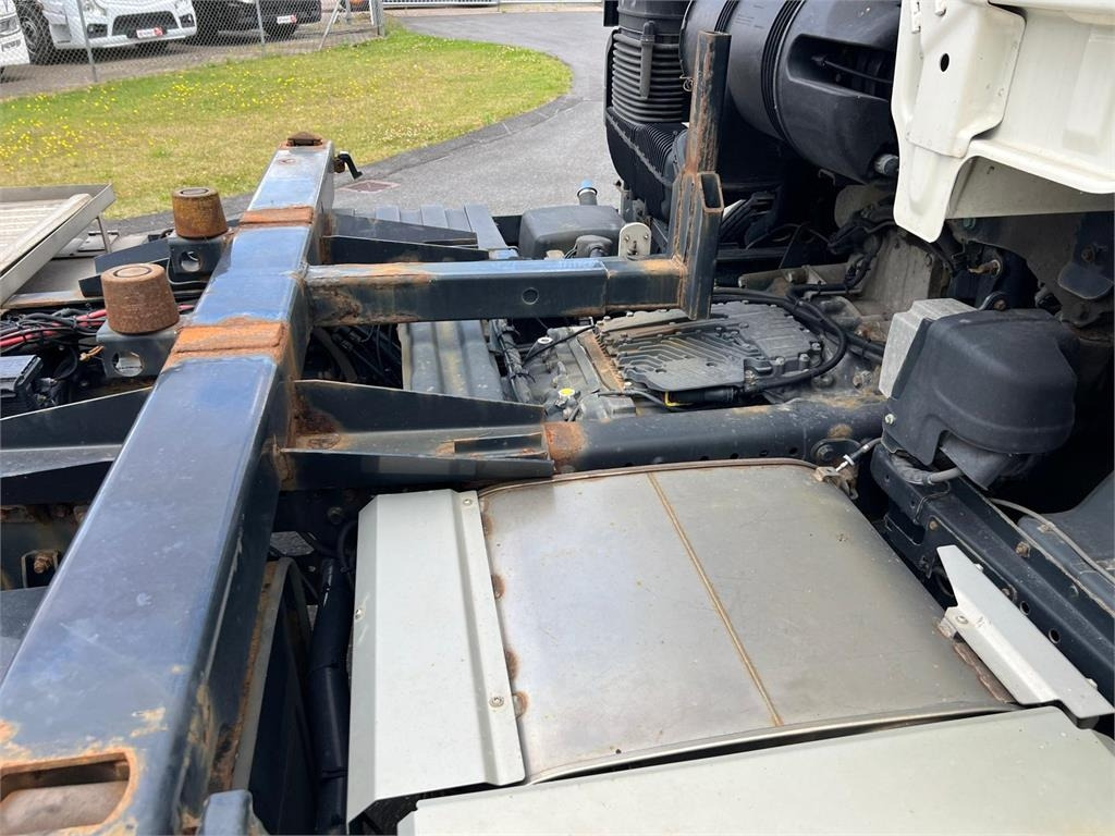 MAN TGS 26-500 6x2-4 LL - Контейнеровоз/ Сменна каросерия камион: снимка 4 MAN TGS 26-500 6x2-4 LL - Контейнеровоз/ Сменна каросерия камион: снимка 4