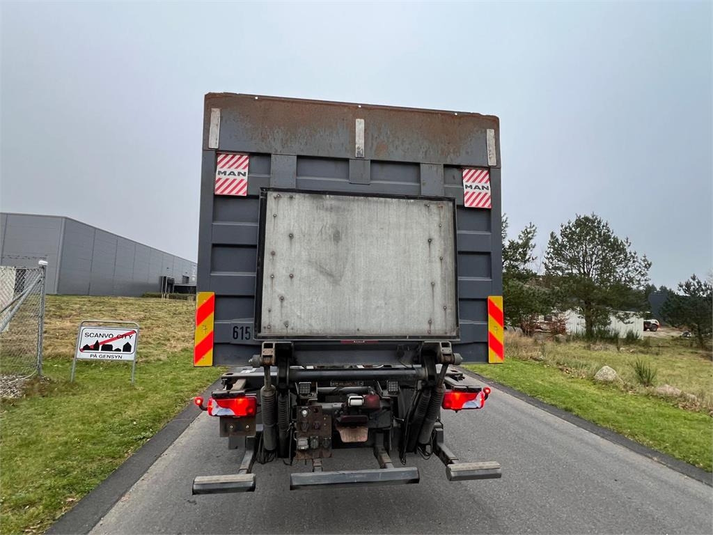 MAN TGS 26-500 6x2-4 LL - Контейнеровоз/ Сменна каросерия камион: снимка 4 MAN TGS 26-500 6x2-4 LL - Контейнеровоз/ Сменна каросерия камион: снимка 4