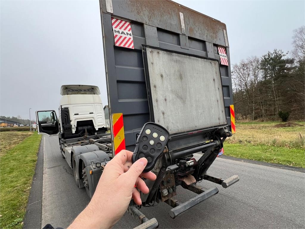 MAN TGS 26-500 6x2-4 LL - Контейнеровоз/ Сменна каросерия камион: снимка 5 MAN TGS 26-500 6x2-4 LL - Контейнеровоз/ Сменна каросерия камион: снимка 5