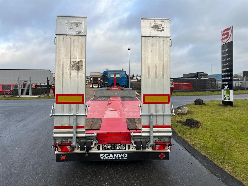 MAX Trailer MAX 300 - 7000 mm + ramper - Автовоз ремарке: снимка 3 MAX Trailer MAX 300 - 7000 mm + ramper - Автовоз ремарке: снимка 3