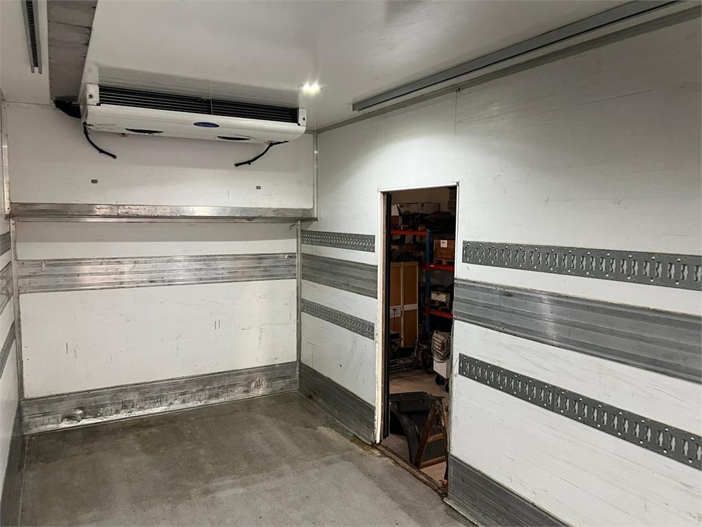 Mercedes-Benz Actros 2530 L 6x2*4 - Рефрижератор камион: снимка 4 Mercedes-Benz Actros 2530 L 6x2*4 - Рефрижератор камион: снимка 4