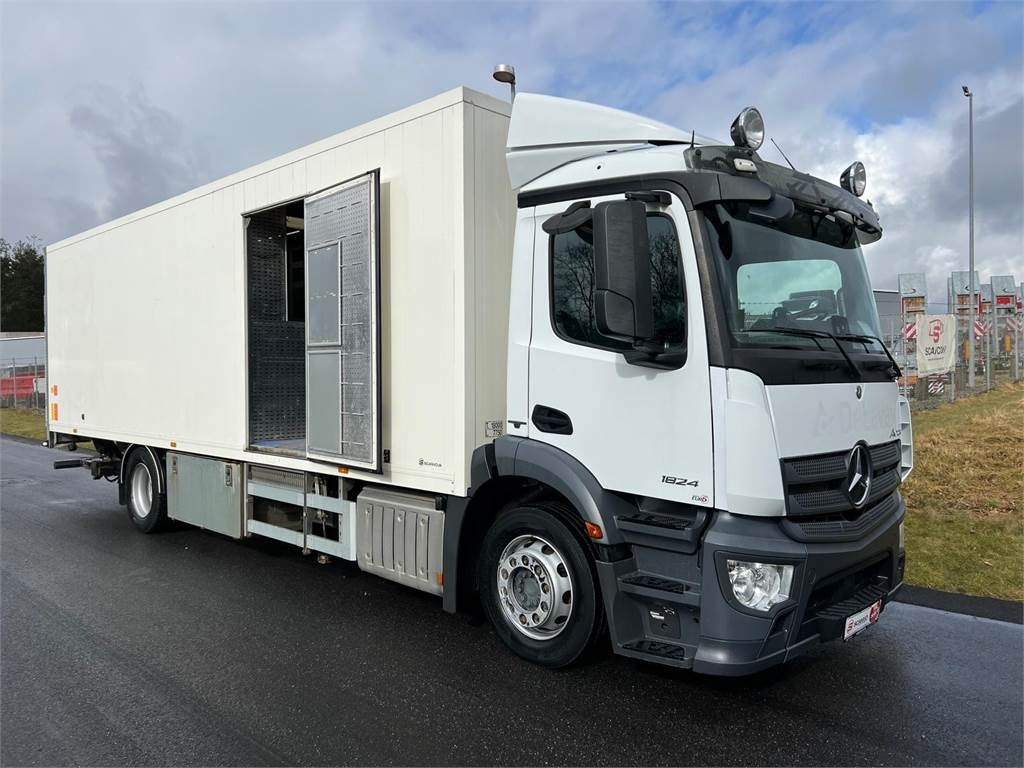 Mercedes-Benz Antos 1824 LnR - Камион фургон: снимка 4 Mercedes-Benz Antos 1824 LnR - Камион фургон: снимка 4