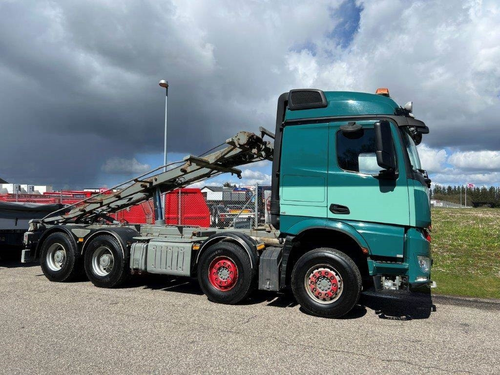 Mercedes-Benz Arocs 3251 K - Мултилифт за контейнери камион: снимка 2 Mercedes-Benz Arocs 3251 K - Мултилифт за контейнери камион: снимка 2