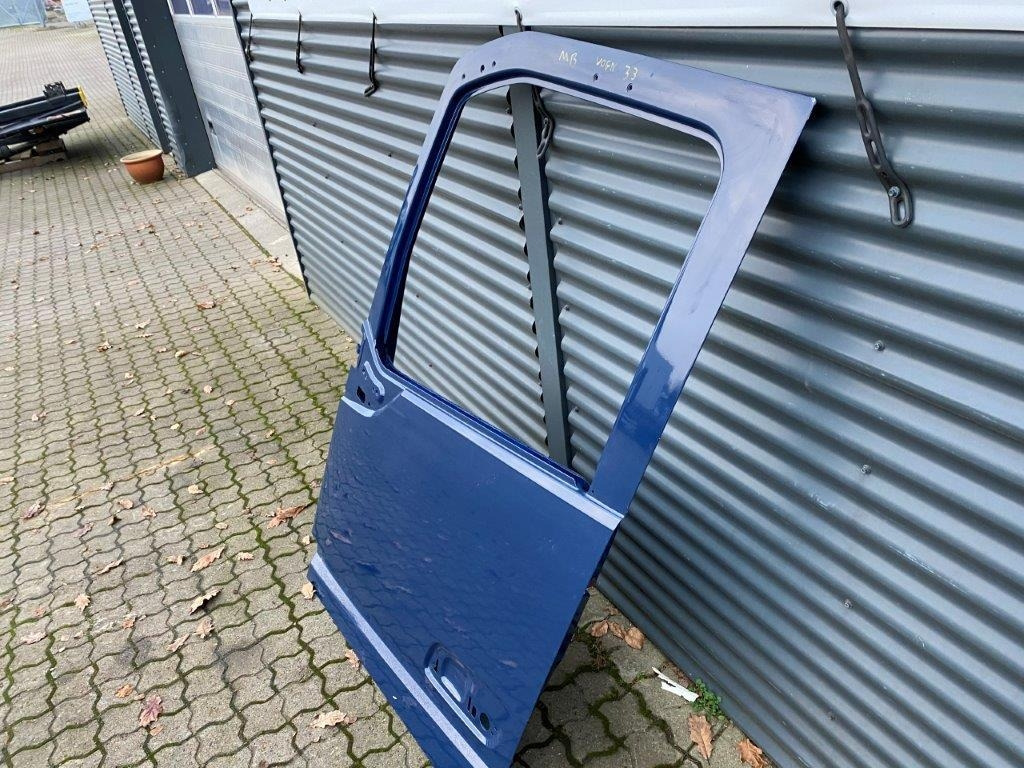 Mercedes-Benz Førerdør Mercedes Actros (Ny model) - Врата и части за Камион: снимка 2 Mercedes-Benz Førerdør Mercedes Actros (Ny model) - Врата и части за Камион: снимка 2