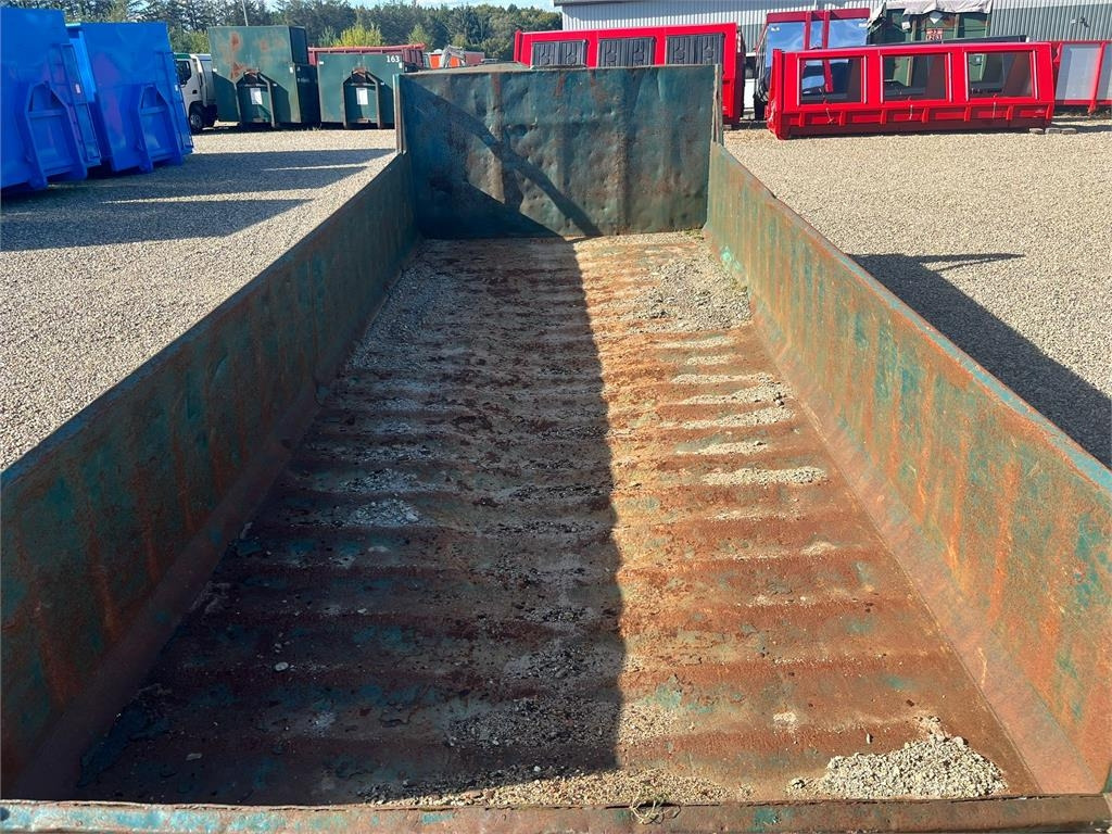 S5510 - Бордова каросерия: снимка 5 S5510 - Бордова каросерия: снимка 5