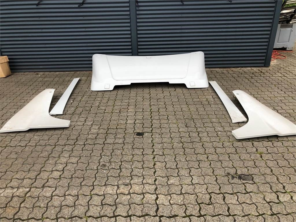 Scania Spoilersæt CR19 Highline - Аеродинамика/ Спойлер за Камион: снимка 3 Scania Spoilersæt CR19 Highline - Аеродинамика/ Спойлер за Камион: снимка 3