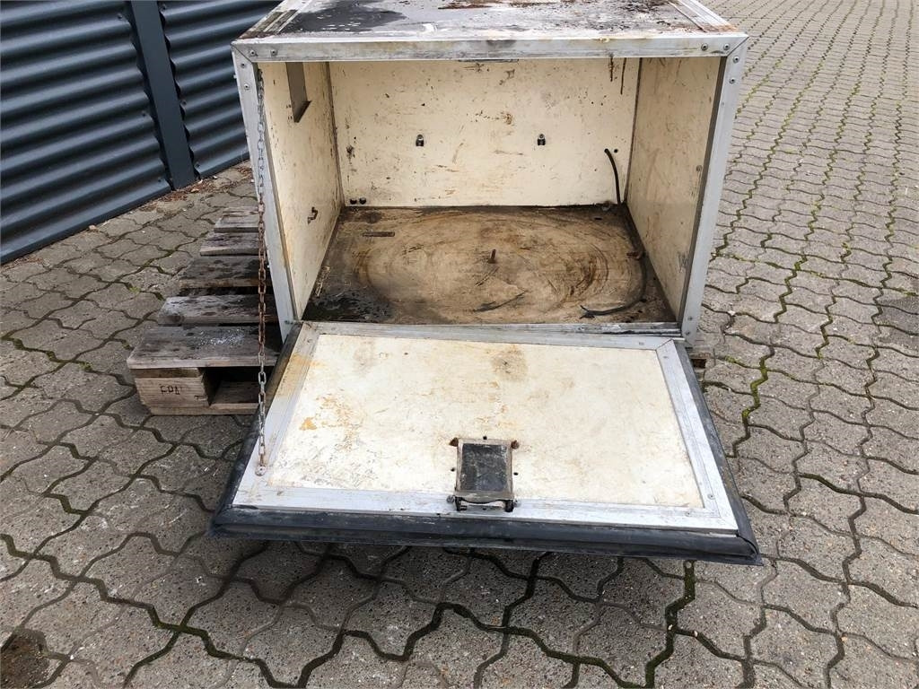 Værktøjskasse L 850 x H 615 x D 710 - Инструмент/ Оборудване: снимка 4 Værktøjskasse L 850 x H 615 x D 710 - Инструмент/ Оборудване: снимка 4