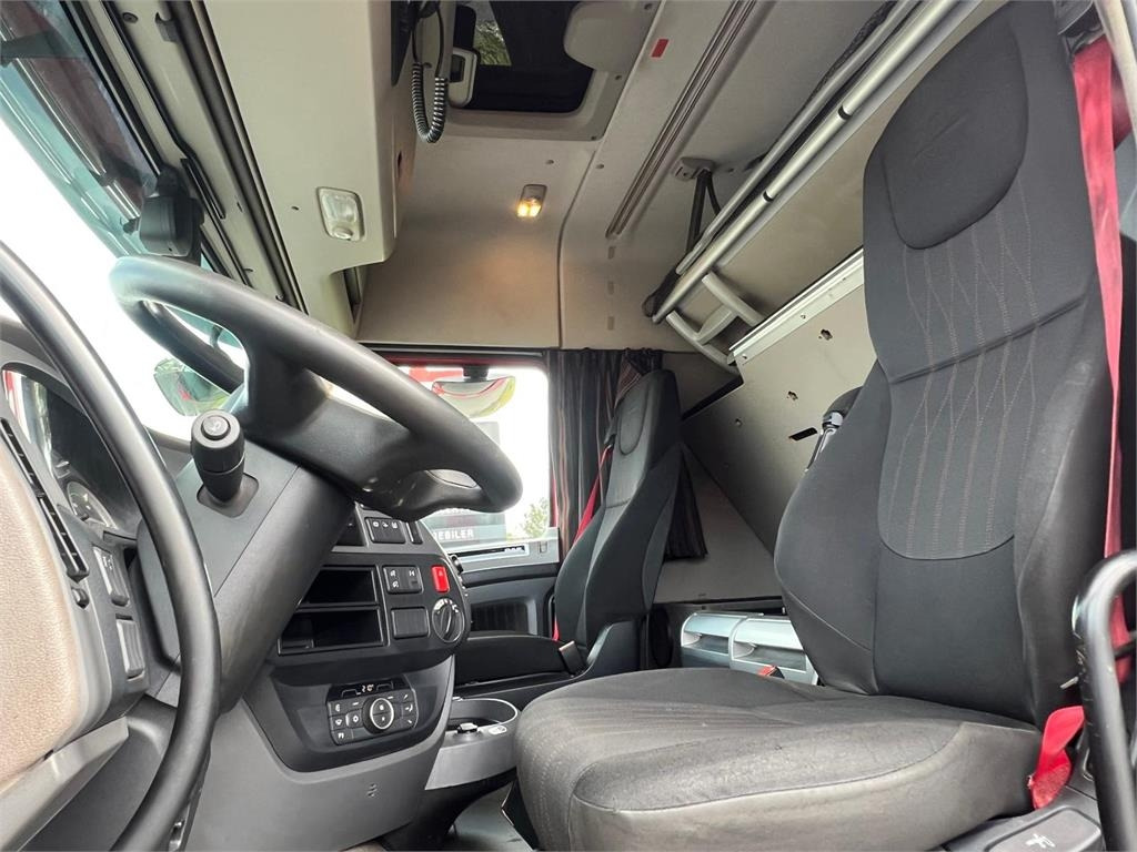 Влекач DAF XF 480 TF - hydraulik kit: снимка 6 Влекач DAF XF 480 TF - hydraulik kit: снимка 6