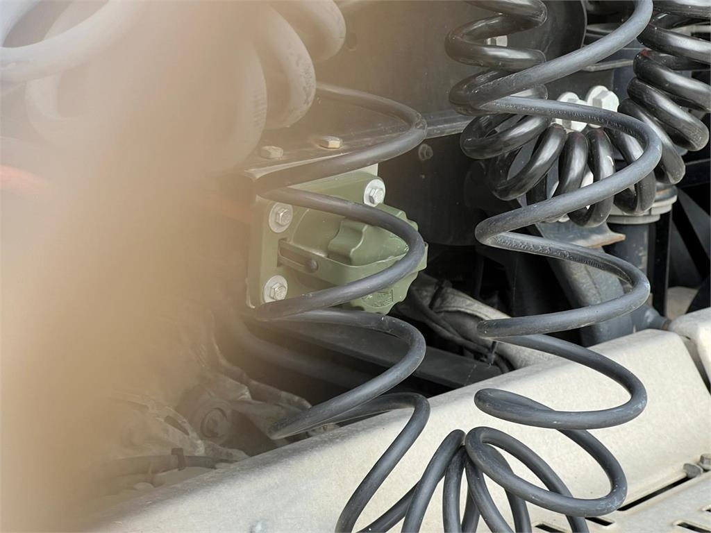 Влекач DAF XF 480 TF - hydraulik kit: снимка 12 Влекач DAF XF 480 TF - hydraulik kit: снимка 12