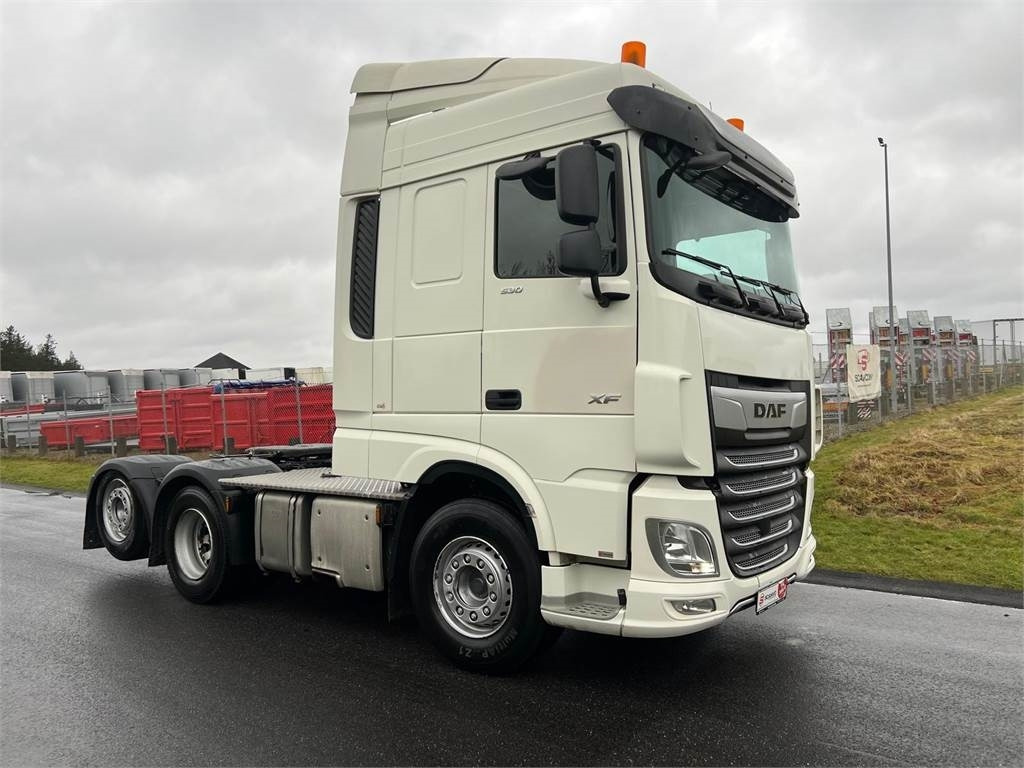 DAF XF 530 6x2 FTR - Влекач: снимка 2 DAF XF 530 6x2 FTR - Влекач: снимка 2