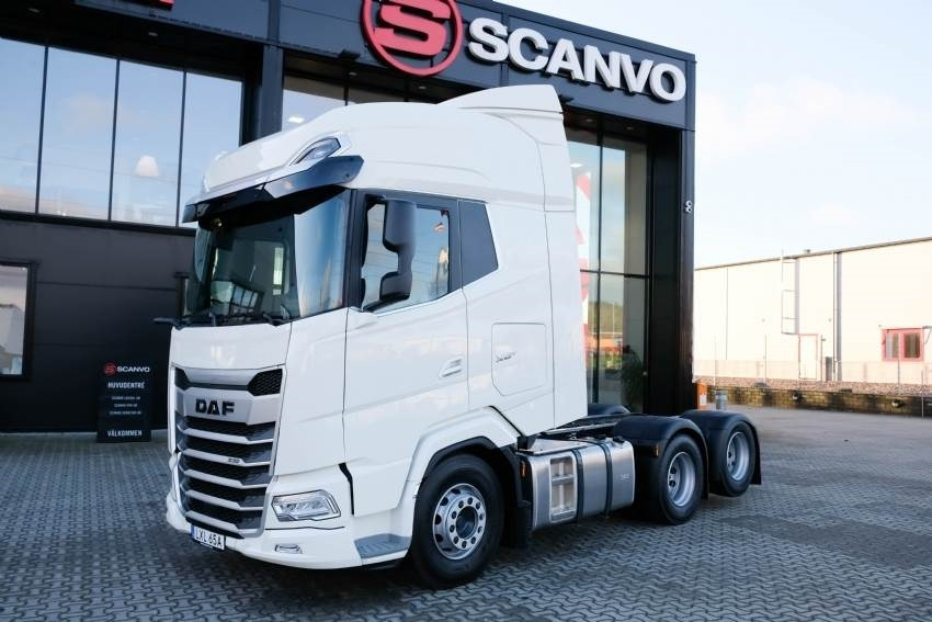 DAF XG+ 530 6x2 - Влекач: снимка 1 DAF XG+ 530 6x2 - Влекач: снимка 1