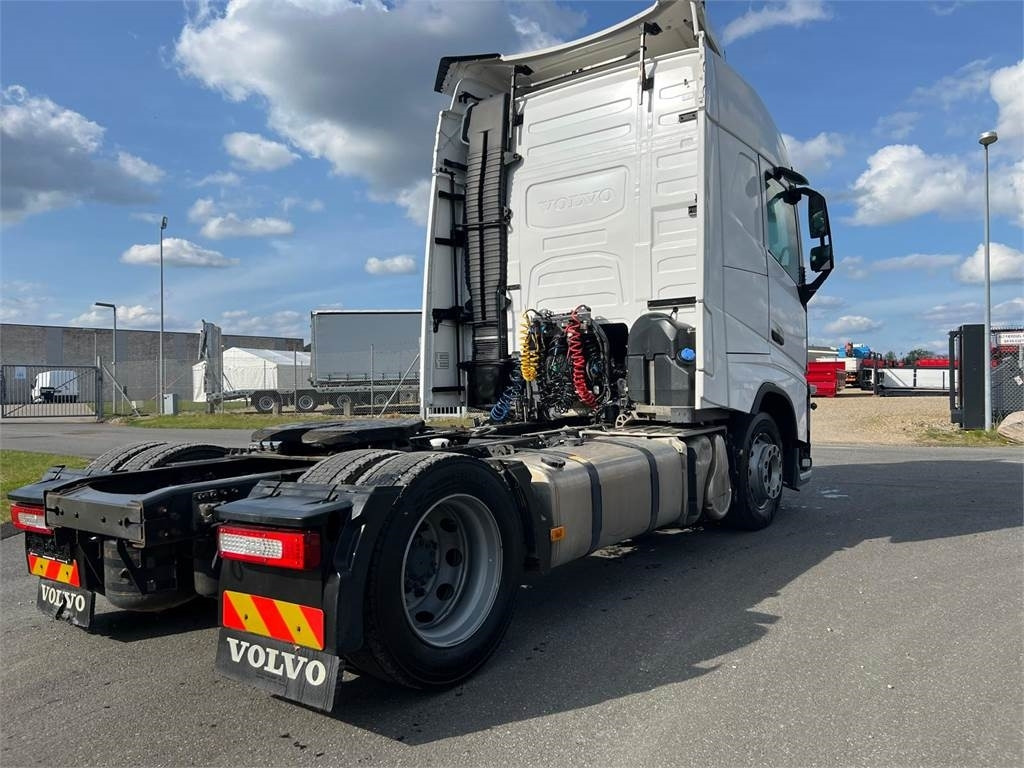 Volvo FH460 4x2 x-low mega - Влекач: снимка 3 Volvo FH460 4x2 x-low mega - Влекач: снимка 3