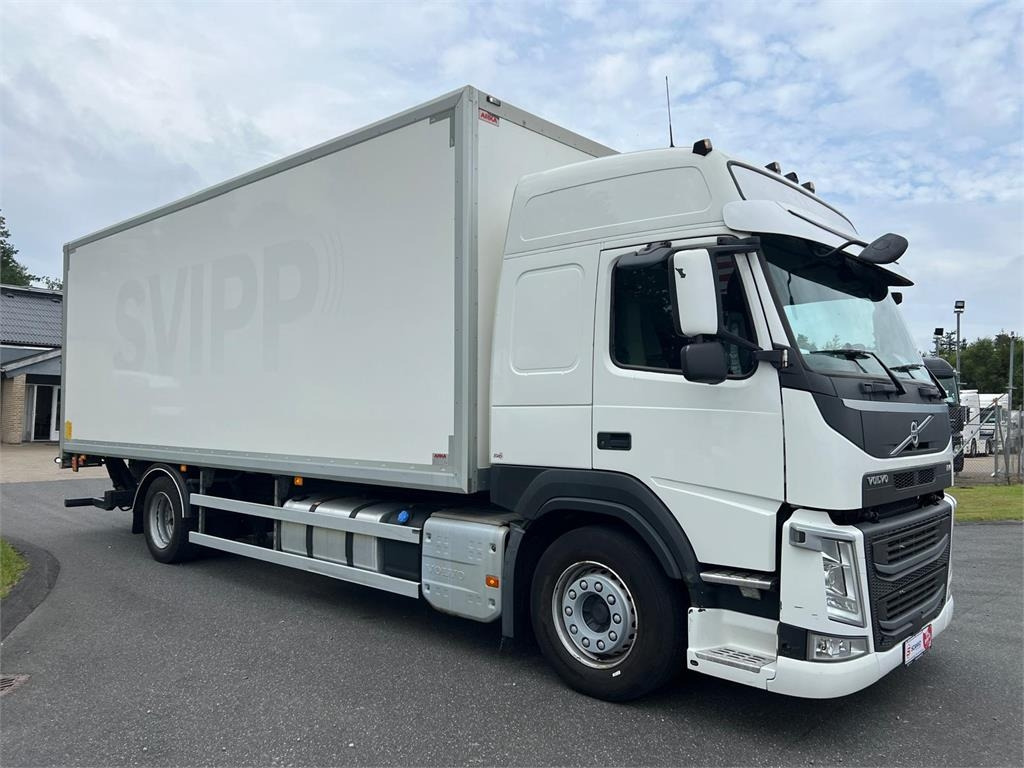 Volvo FM330 Sideåbning - Камион фургон: снимка 2 Volvo FM330 Sideåbning - Камион фургон: снимка 2