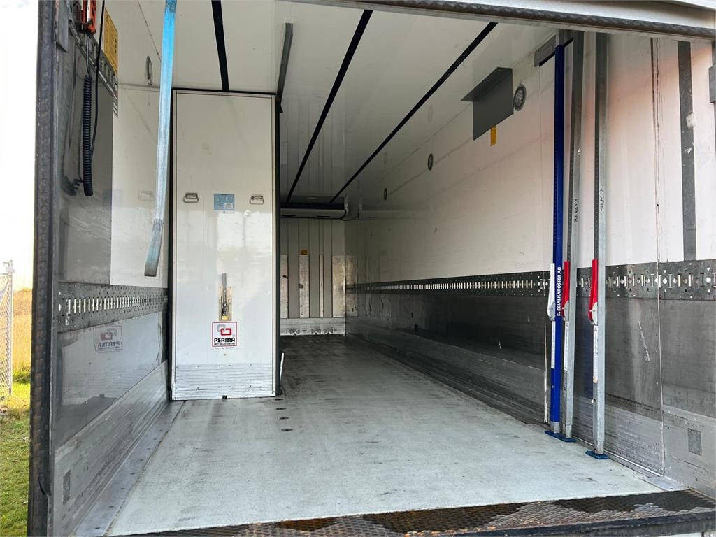 Рефрижератор камион Volvo FM420 + 2 akslet kærre 2-Temps: снимка 7