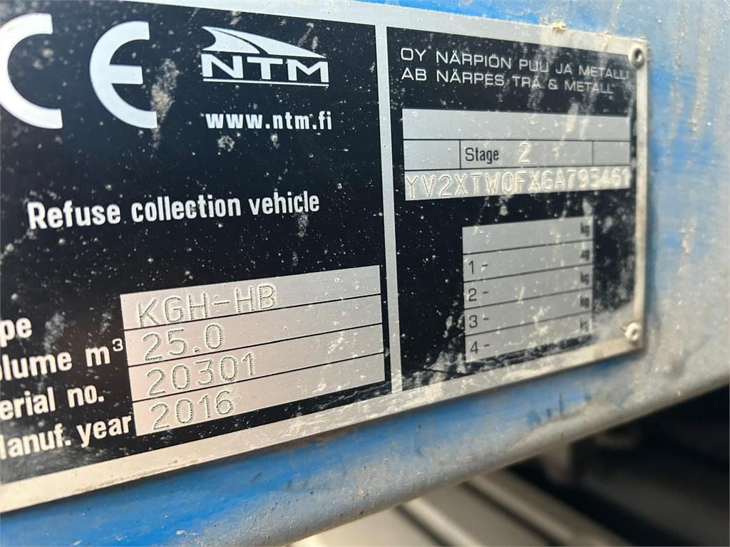 Volvo FM420 8x2*6 Trippel NTM 25m3 - Боклукчийска кола: снимка 2 Volvo FM420 8x2*6 Trippel NTM 25m3 - Боклукчийска кола: снимка 2