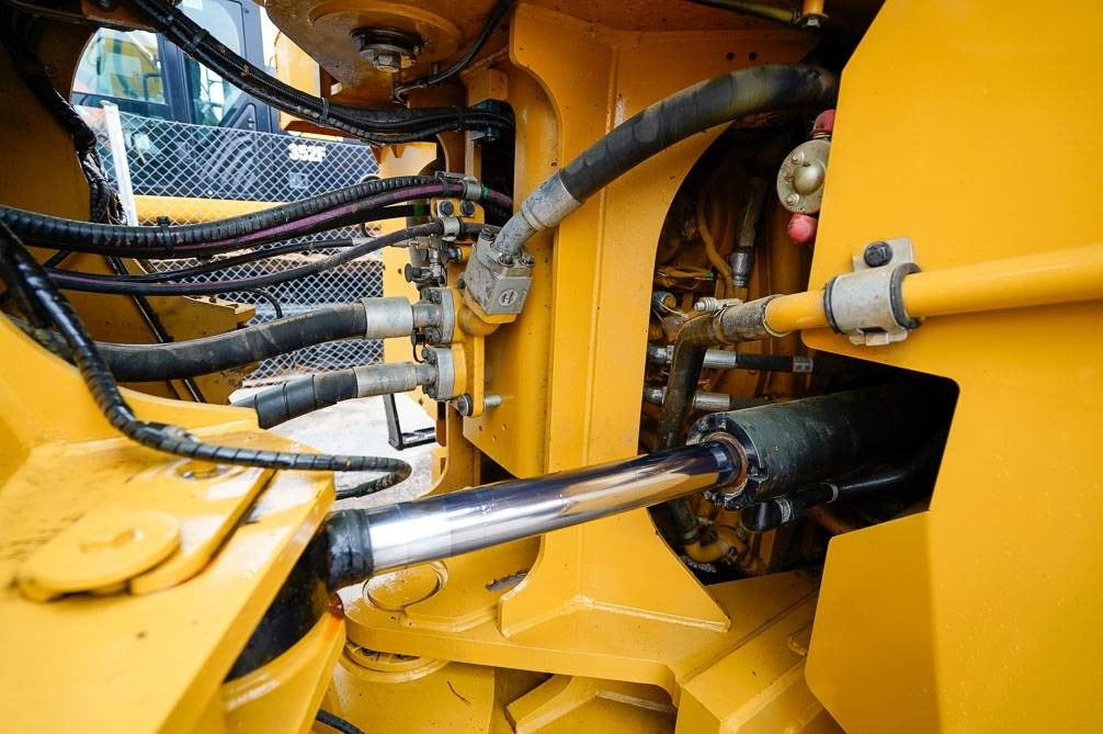Колесен товарач CAT 982M UUDET RENKAAT: снимка 17