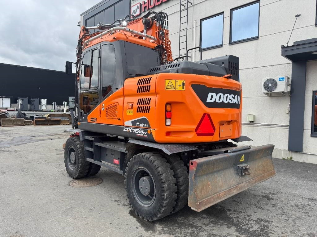 Doosan DX 165 W-5 - Колесен багер: снимка 3 Doosan DX 165 W-5 - Колесен багер: снимка 3