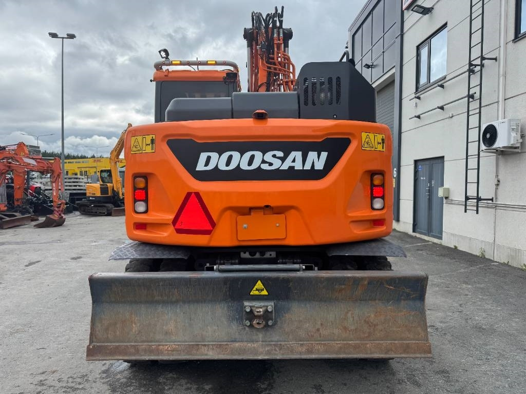 Doosan DX 165 W-5 - Колесен багер: снимка 4 Doosan DX 165 W-5 - Колесен багер: снимка 4