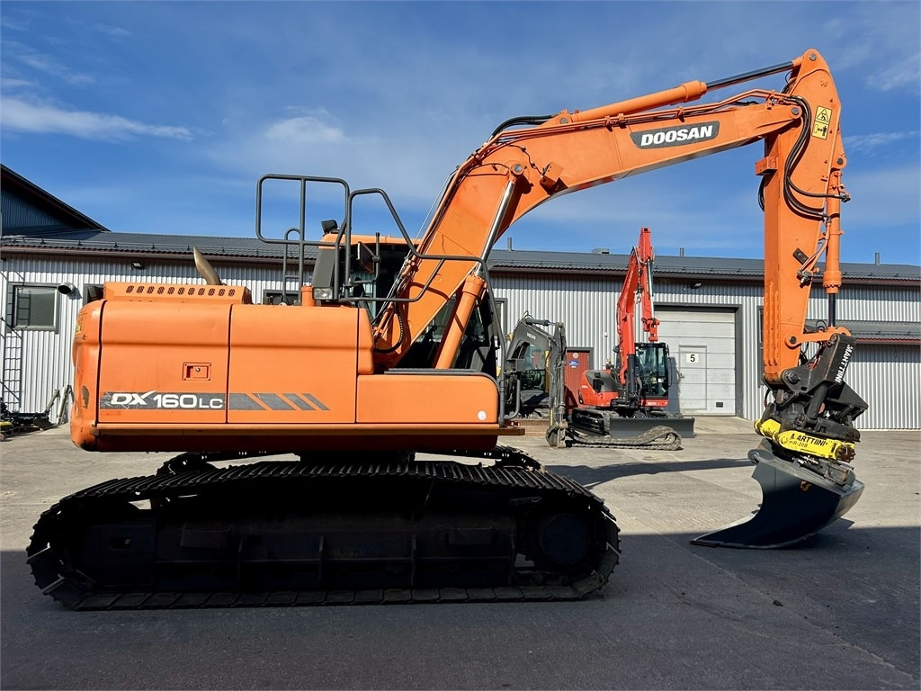 Doosan DX160LC-3 KALLISTAJA+PYÖRITTÄJÄ - Верижен багер: снимка 5 Doosan DX160LC-3 KALLISTAJA+PYÖRITTÄJÄ - Верижен багер: снимка 5
