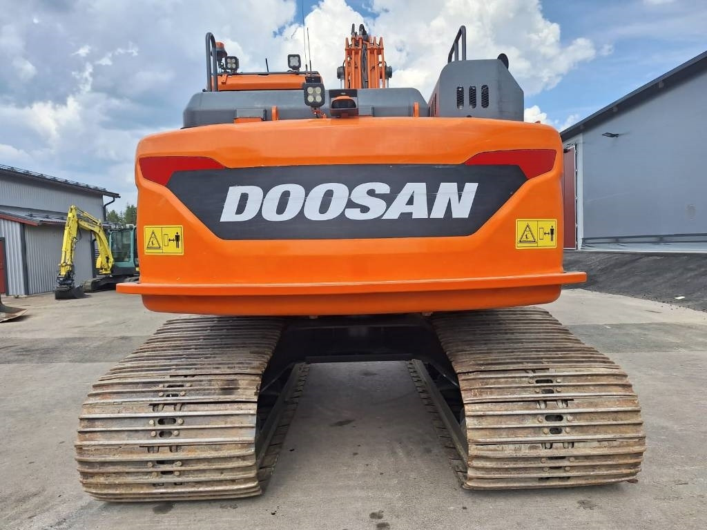 Doosan DX160LCH-5 METSÄMALLI KALLISTAJALLA - Верижен багер: снимка 3 Doosan DX160LCH-5 METSÄMALLI KALLISTAJALLA - Верижен багер: снимка 3