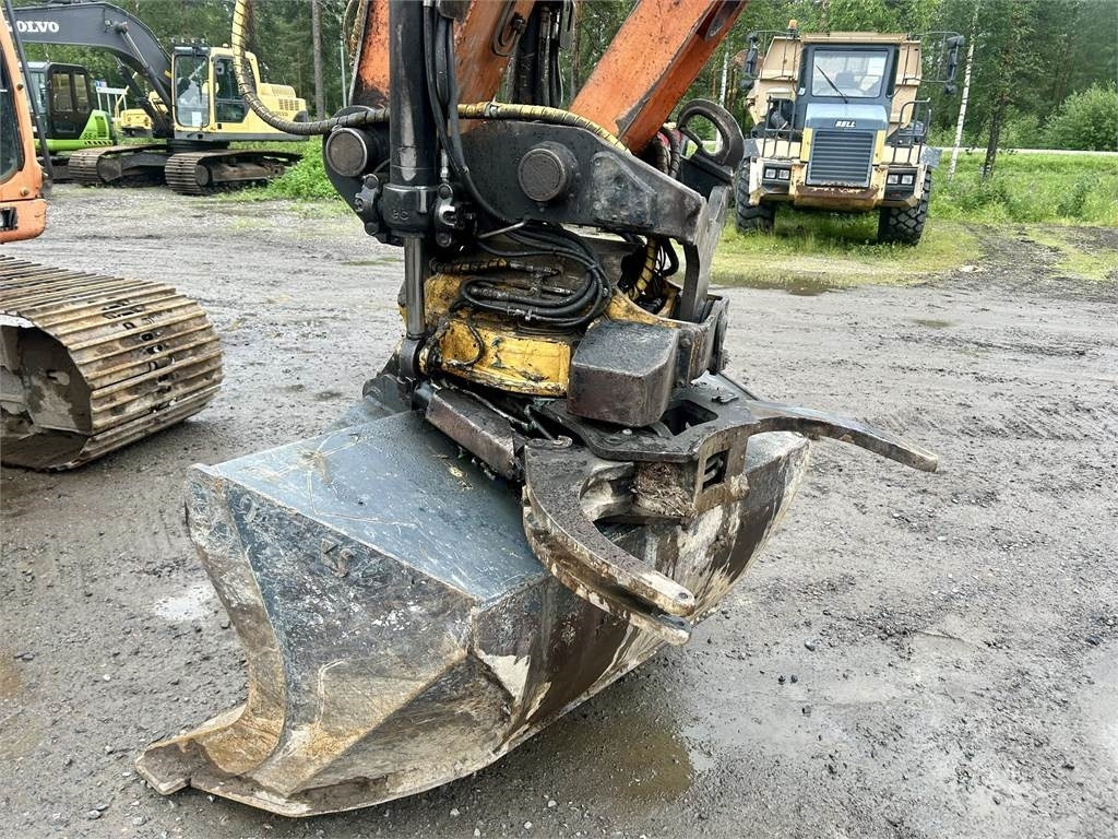 Верижен багер Doosan DX180LC PYÖRITTÄJÄLLÄ: снимка 6