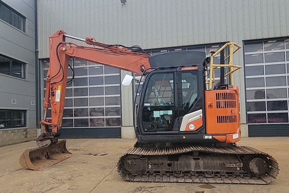 Hitachi ZX135US-7 - Верижен багер: снимка 1 Hitachi ZX135US-7 - Верижен багер: снимка 1