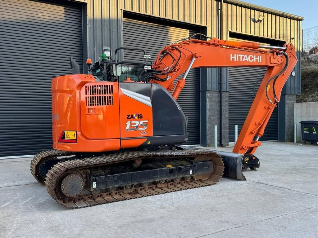 Hitachi ZX135US-7 PUSKULEVY - Верижен багер: снимка 1 Hitachi ZX135US-7 PUSKULEVY - Верижен багер: снимка 1